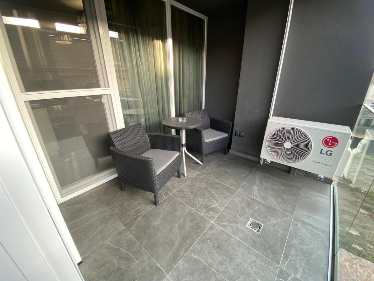 Noir Silvery Apartman Szeged Buitenkant foto