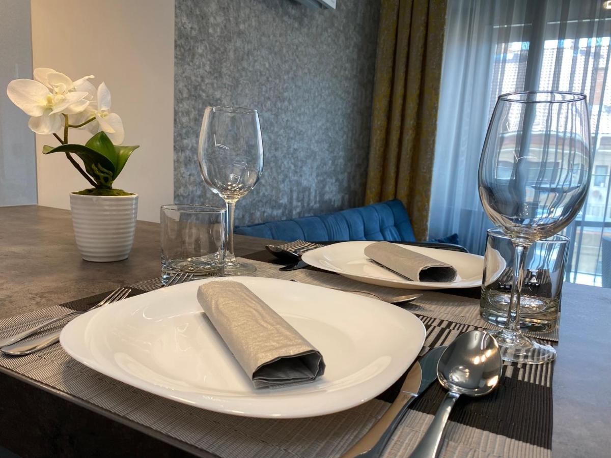 Noir Silvery Apartman Szeged Buitenkant foto